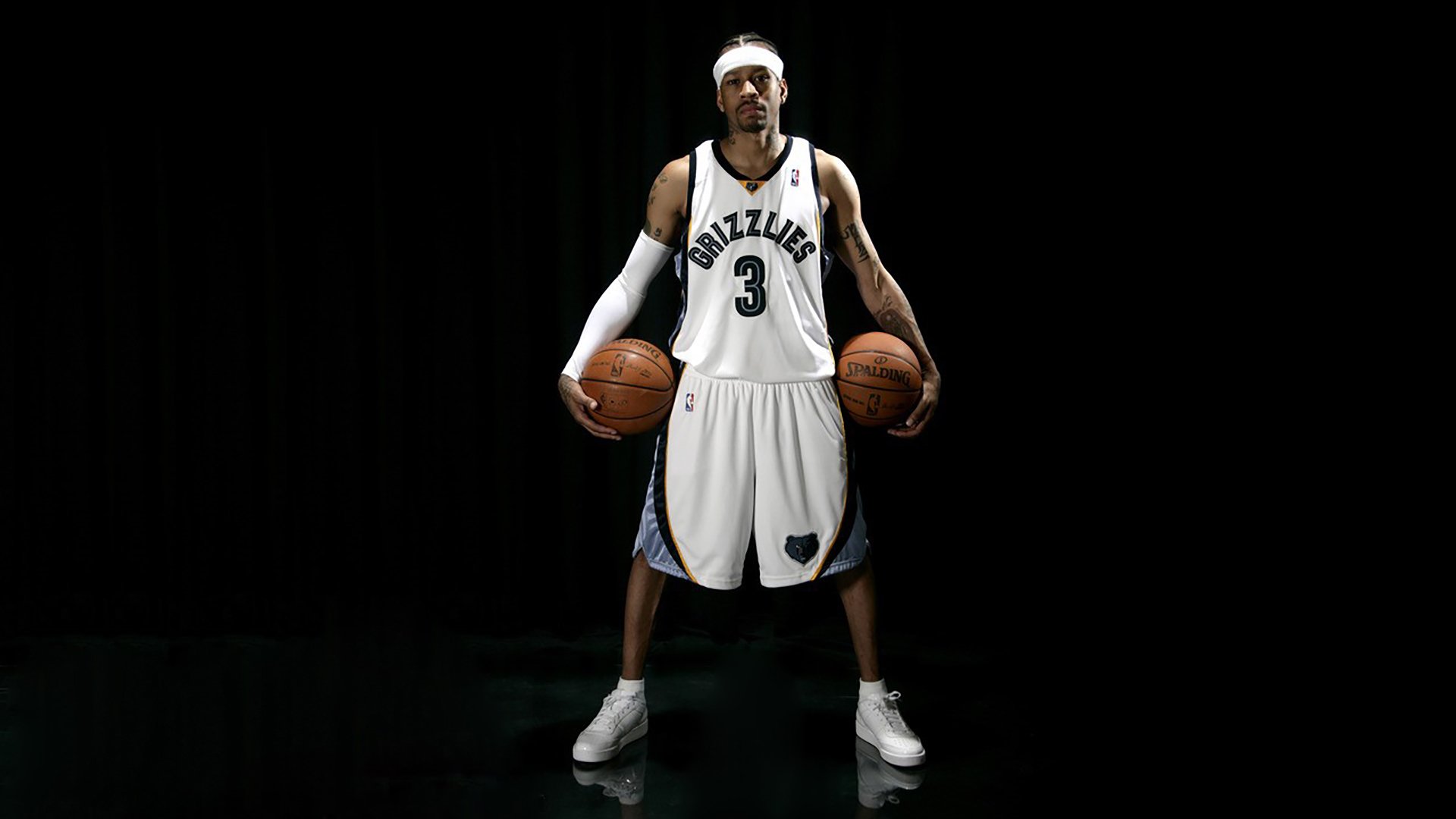俱乐部冠军杯官网-NBA退役球星回归母校助阵篮球公益活动，nba退役人员名单